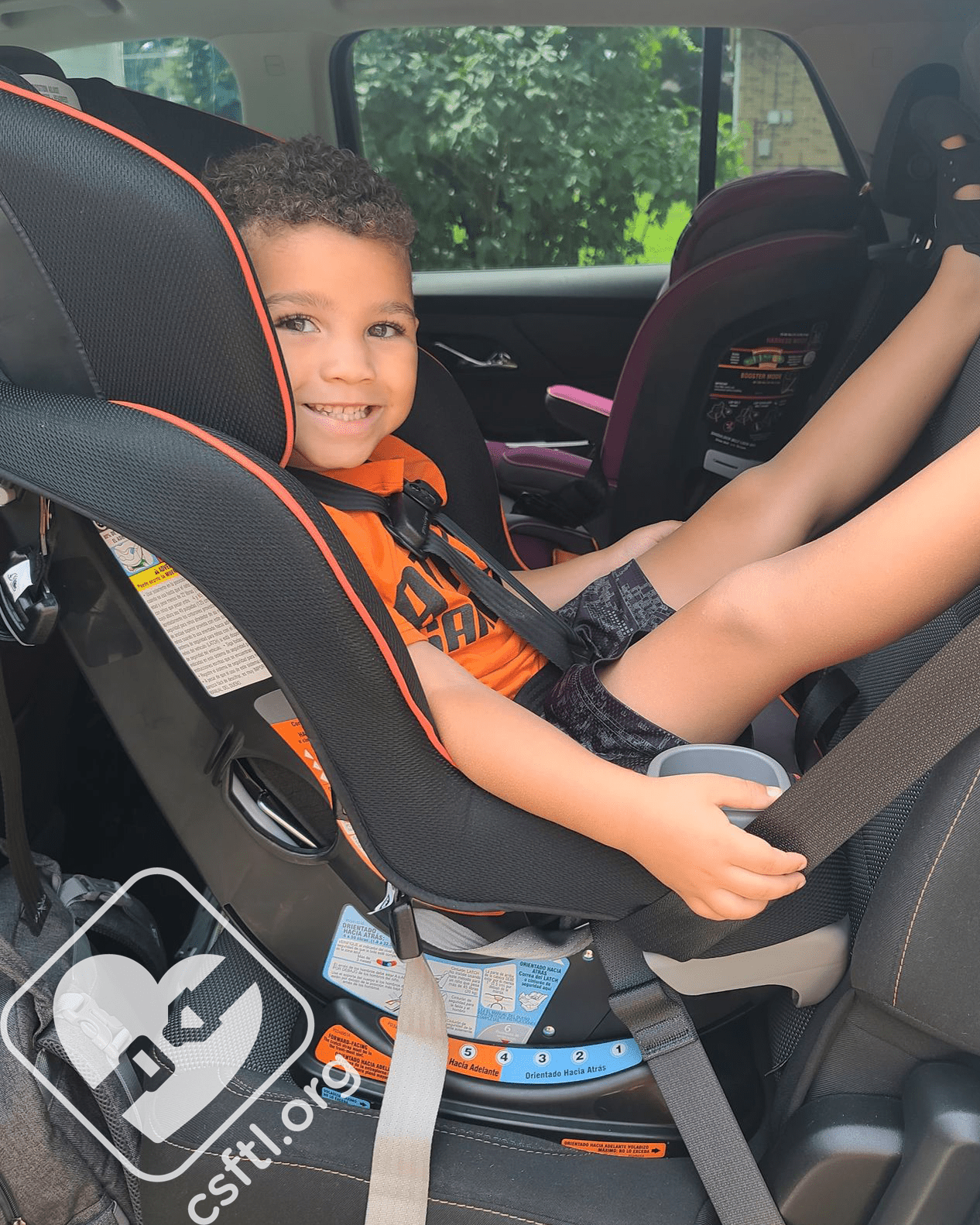 Graco Extend2Fit Convertible Car Seat — Graco